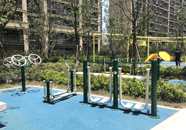 上海牧童戶外小區(qū)設(shè)備